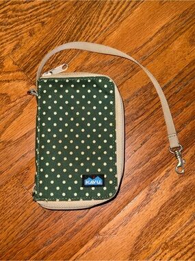 Kavu Green Polka Dot Wristlet Phone Pouch with Cream Strap